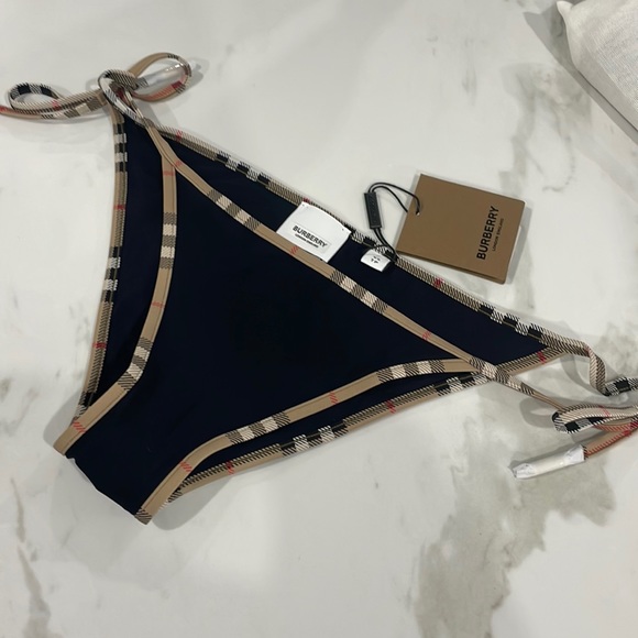 BURBERRY Black Vintage Check Detail Bikini Bottom - Picture 3 of 7